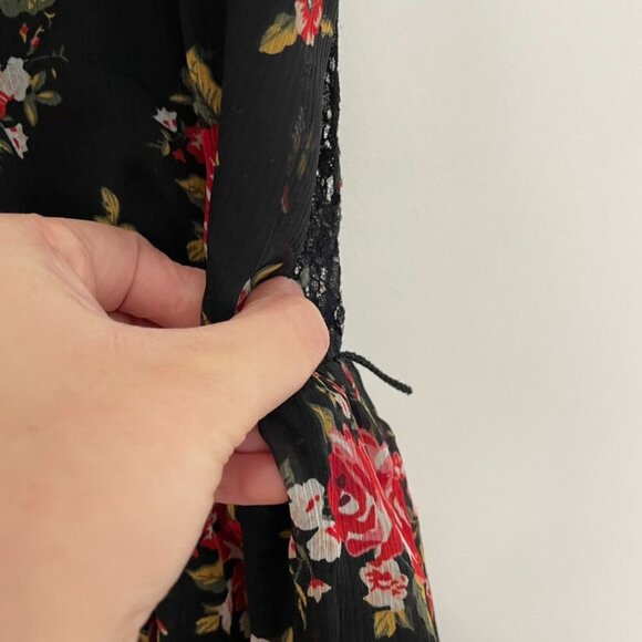FOREVER 21 Black Red Floral / Sheer Black Lace Back Mini Fit Flare Dress NO BELT - Picture 8 of 16
